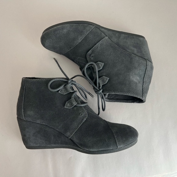 Toms Womens Kala Ankle Boots Booties Gray Wedge Heel Cap Toe Lace Up size 9 - Picture 1 of 11